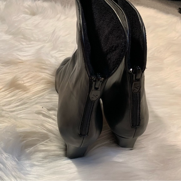 Naturalizer Boots - Picture 2 of 5